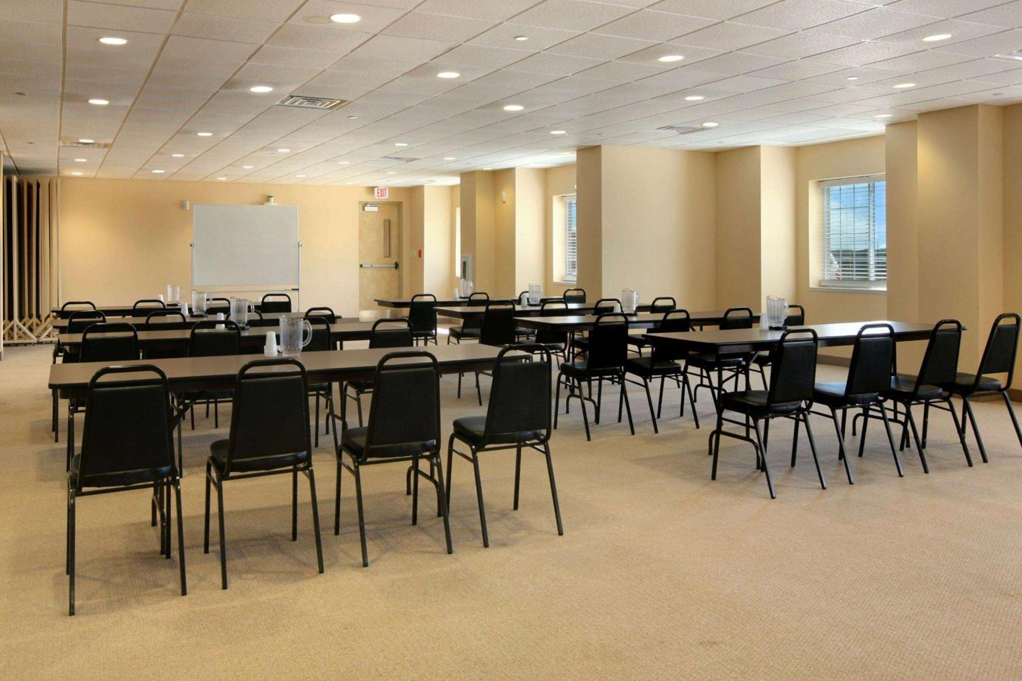 Microtel Inn & Suites By Wyndham Quincy Downtown - River Area Eksteriør bilde