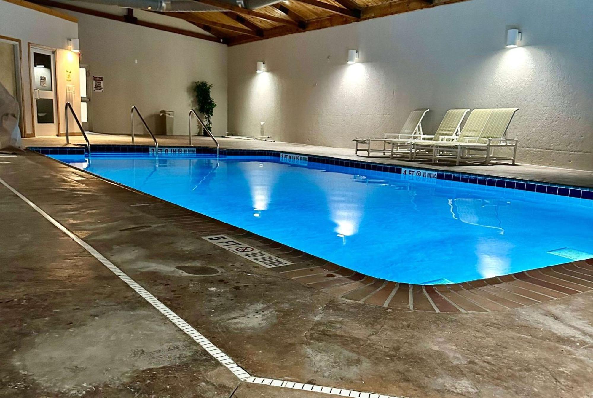 Microtel Inn & Suites By Wyndham Quincy Downtown - River Area Eksteriør bilde