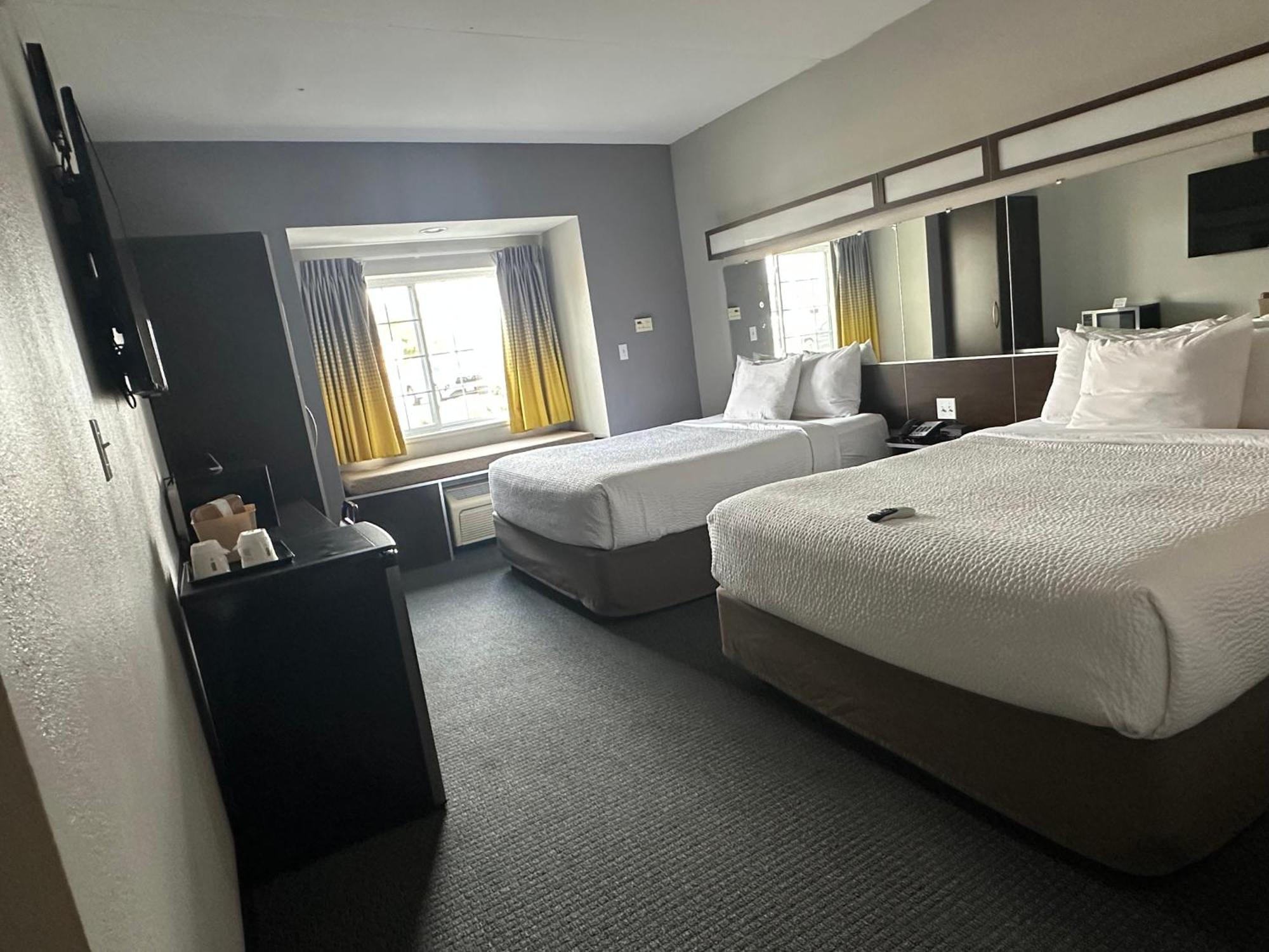 Microtel Inn & Suites By Wyndham Quincy Downtown - River Area Eksteriør bilde